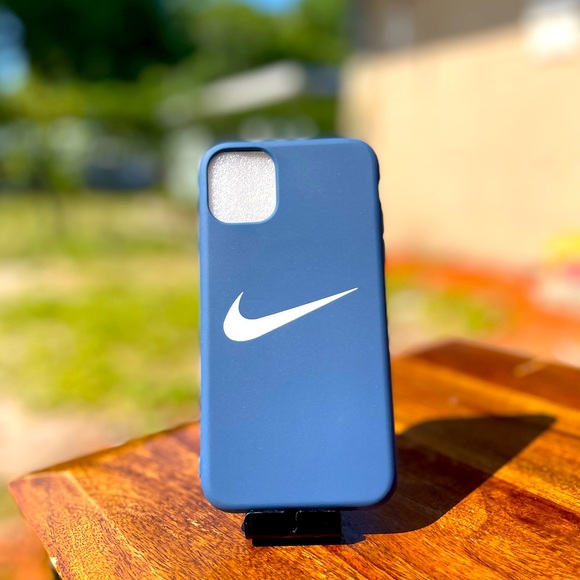 iPhone 11 case (Blue)🌀🌀🌀 - Picture 1 of 3